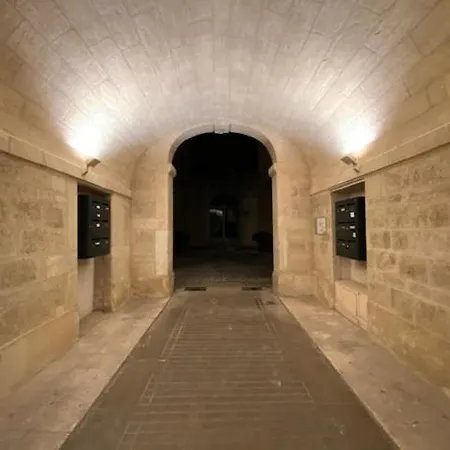 Appartement Loft Design Dans Particulier Montpellier